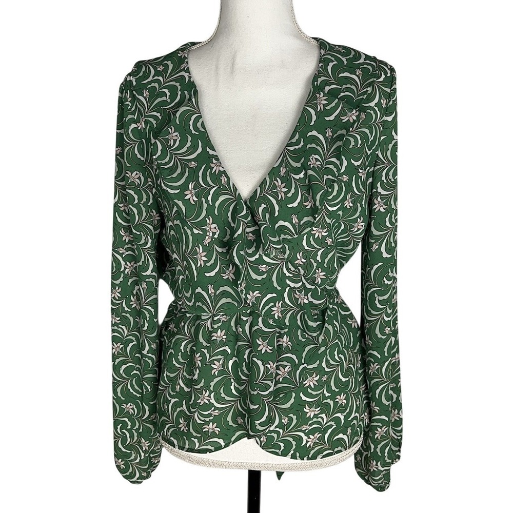 Max Studio Wrap Top Size S Green Floral‎ Long Sleeve Tie Waist